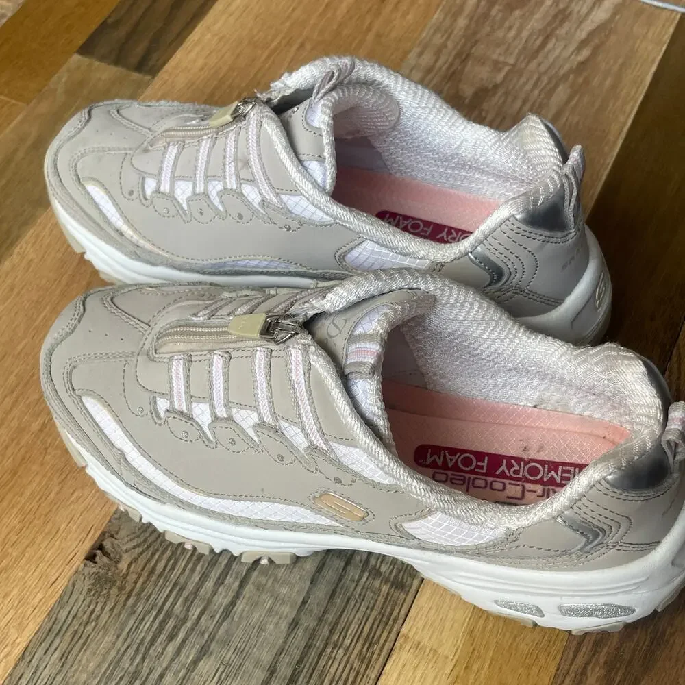 Skechers D'Lites 13080 TPE Women's 7 Beige Pink Zip Chunky Sneakers  Description